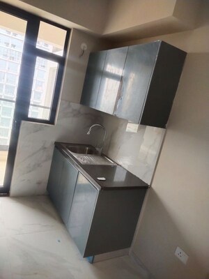 Team Area in 2 BHK Apartment at M3M Skywalk, Sector 74 – for Rent