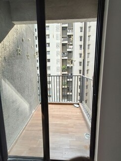 2.5 BHK + Pooja Room,Extra Room Apartment For Rent in Lodha Palava Urbano D And E