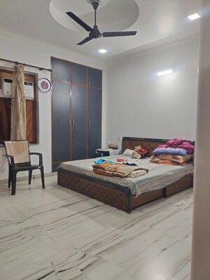 Bedroom in 2 BHK Builder Floor at DLF City Phase IV, Dlf Phase iv – for Rent