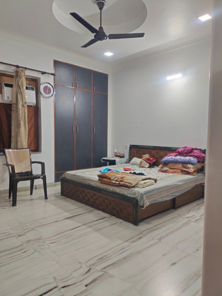Bedroom, dlf-city-phase-iv 2 Bedroom 1400 Sq.Ft. Builder Floor In Dlf Phase iv Gurgaon 9809432