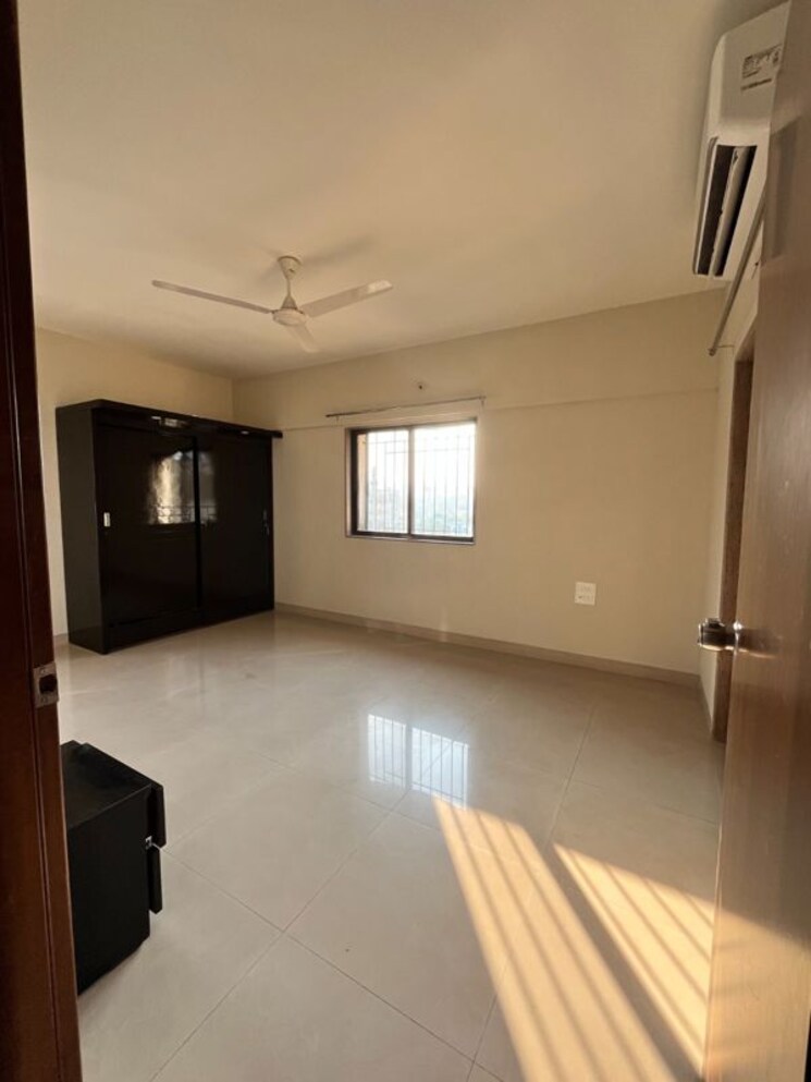 Room, kul-buena-vista 4 Bedroom 2500 Sq.Ft. Apartment In Pashan Pune 9809446