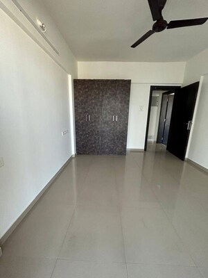 Room in 3 BHK Apartment at Kolte Patil Tuscan Estate, Kharadi – for Rent