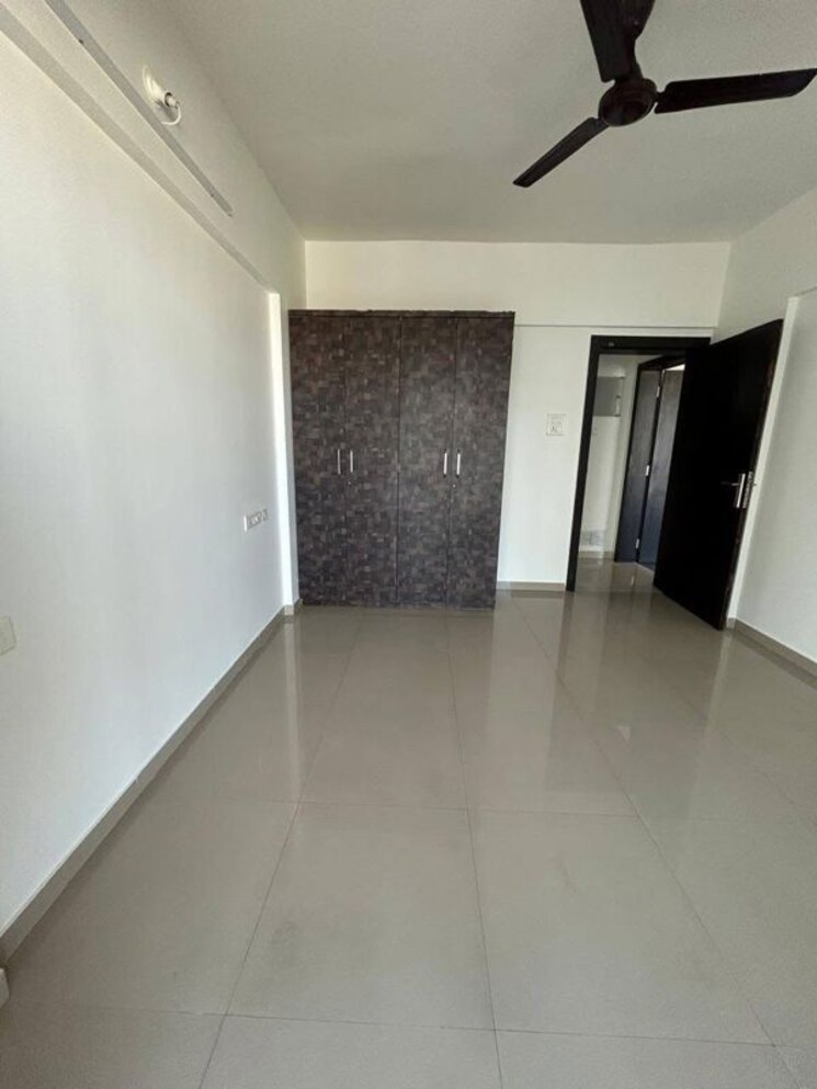 Room, kolte-patil-tuscan-estate 3 Bedroom 1500 Sq.Ft. Apartment In Kharadi Pune 9809452