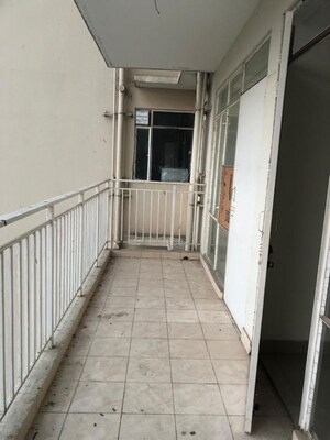 Building Lobby in 2 BHK Apartment at Suncity Avenue 102, Sector 102 – for Sale