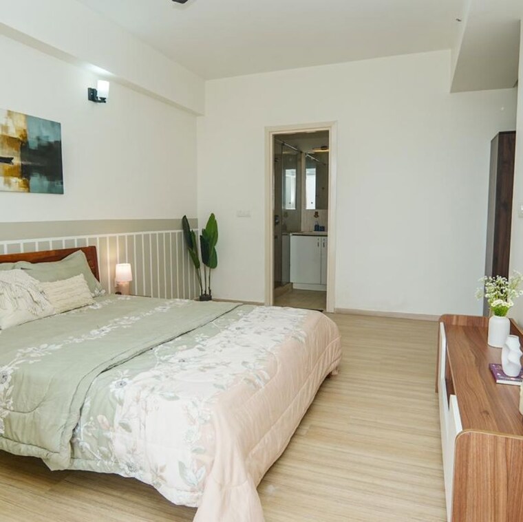 Bedroom, dlf-regal-gardens 3 Bedroom 1818 Sq.Ft. Apartment In Sector 90 Gurgaon 9809487