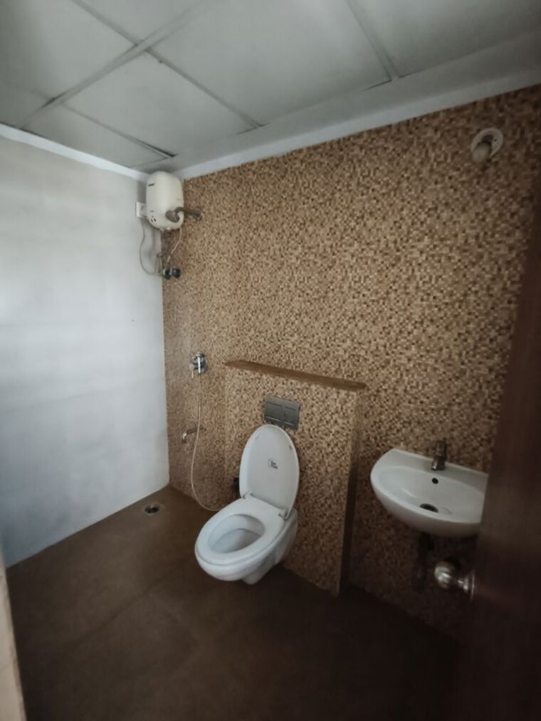 Bathroom, lodha-downtown 2.5 Bedroom 738 Sq.Ft. Apartment In Dombivli East Thane 9809337