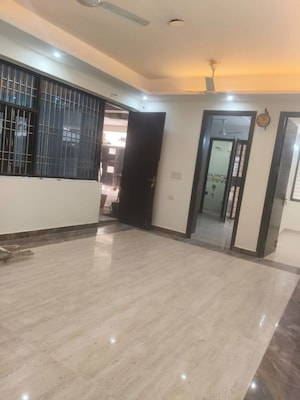3 BHK Builder Floor For Rent in Saket