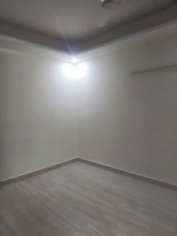 Room in 3 BHK Builder Floor at Saket – for Rent