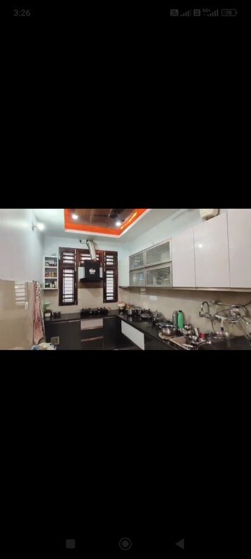 Parking in 5 BHK Villa at Ratan Khand – for Sale