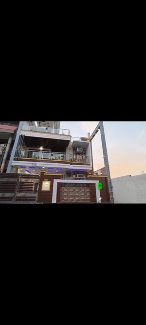 5 BHK Villa For Sale in Ratan Khand