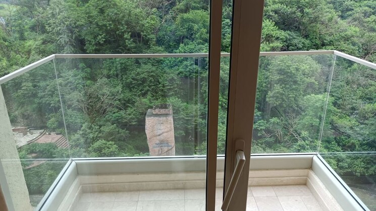 Balcony, hiranandani-castle-rock 2 Bedroom 750 Sq.Ft. Apartment In Powai Mumbai 9809527