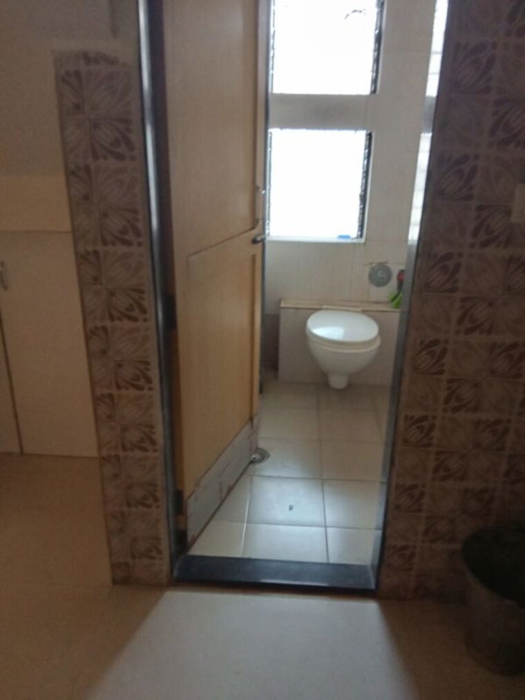 Bathroom, asian-dream-heights 4 Bedroom 2400 Sq.Ft. Apartment In Kharghar Navi Mumbai 9809485