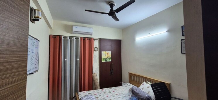 Bedroom, saya-gold-avenue 3 Bedroom 1495 Sq.Ft. Apartment In Vaibhav Khand Ghaziabad 9809573