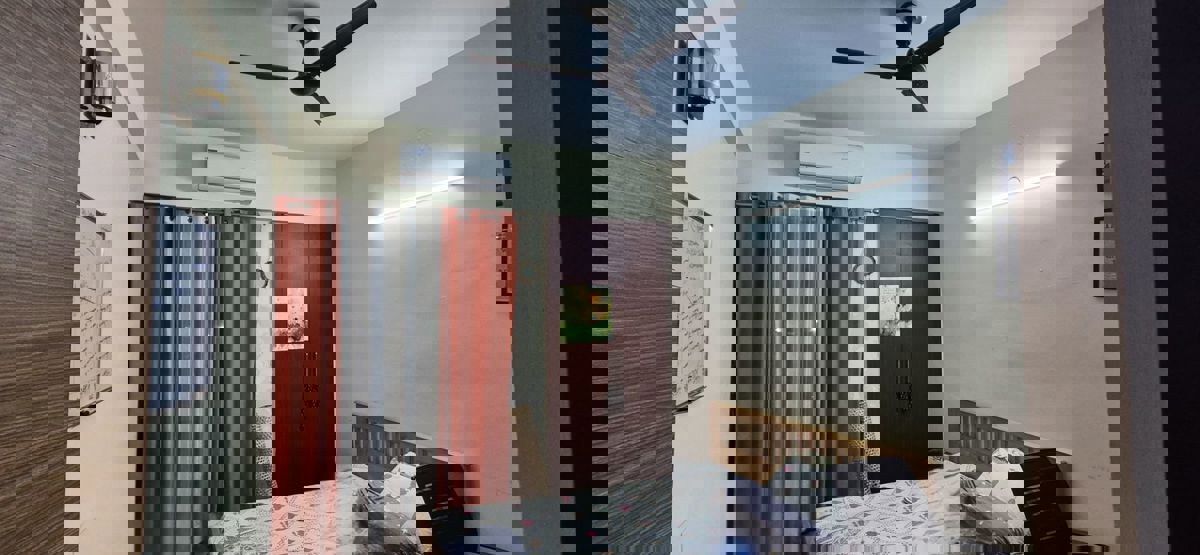 3 BHK + Servant Room Apartment For Rent in Saya Gold Avenue