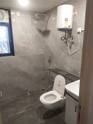 Bathroom in 3.5 BHK Apartment at M3M Skywalk, Sector 74 – for Rent