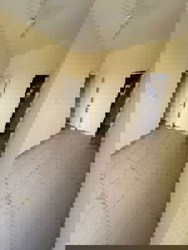 2 BHK Apartment For Sale in Pyramid Pride