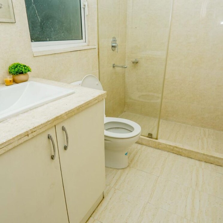 Bathroom, dlf-regal-gardens 3 Bedroom 1818 Sq.Ft. Apartment In Sector 90 Gurgaon 9809589