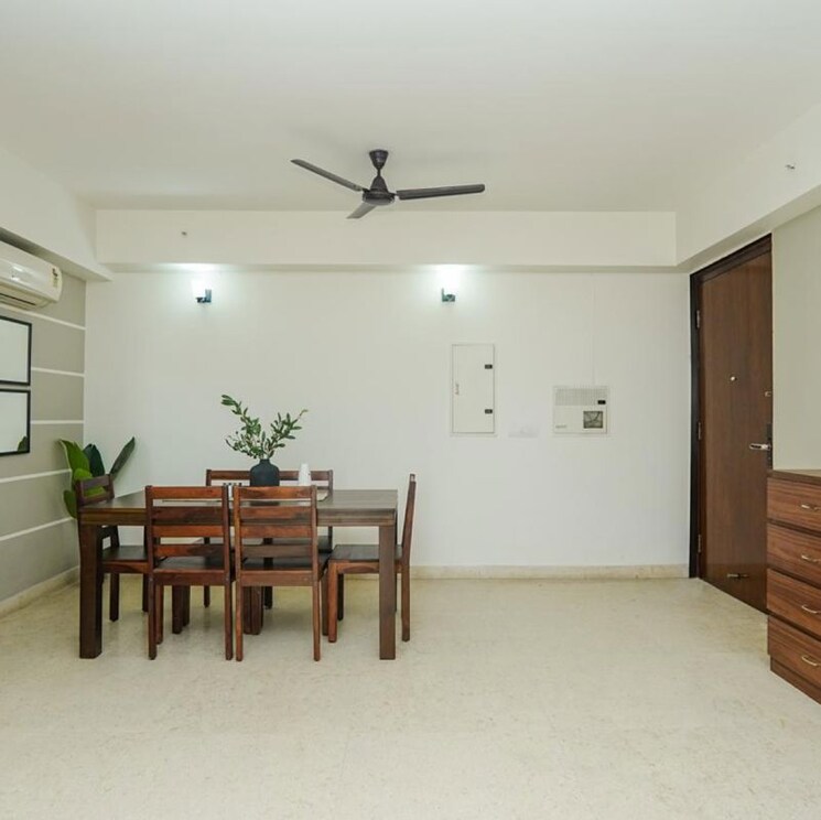 Living Room, dlf-regal-gardens 3 Bedroom 1818 Sq.Ft. Apartment In Sector 90 Gurgaon 9809589