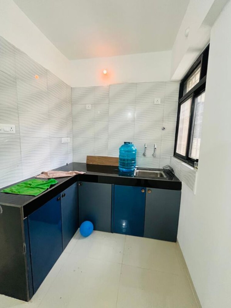 Kitchen, oxy-beaumonde 1 Bedroom 680 Sq.Ft. Apartment In Viman Nagar Pune 9809588