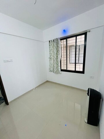 Room in 1 BHK Apartment at Oxy Beaumonde, Viman Nagar – for Rent