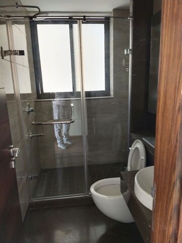 Bathroom in 3.5 BHK Apartment at M3M Golf Estate, Sector 65 – for Rent