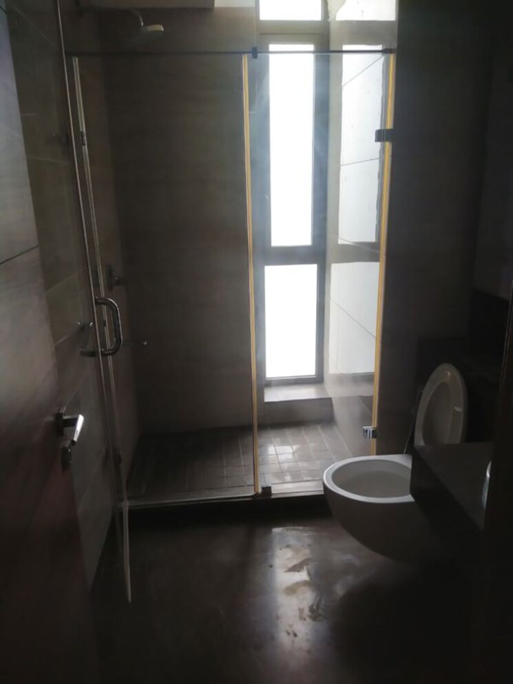 Bathroom, m3m-golf-estate 3.5 Bedroom 3112 Sq.Ft. Apartment In Sector 65 Gurgaon 9809595