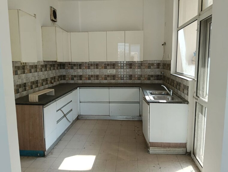 Kitchen, dhakoli 4 Bedroom 1900 Sq.Ft. Apartment In Dhakoli Zirakpur 9809568