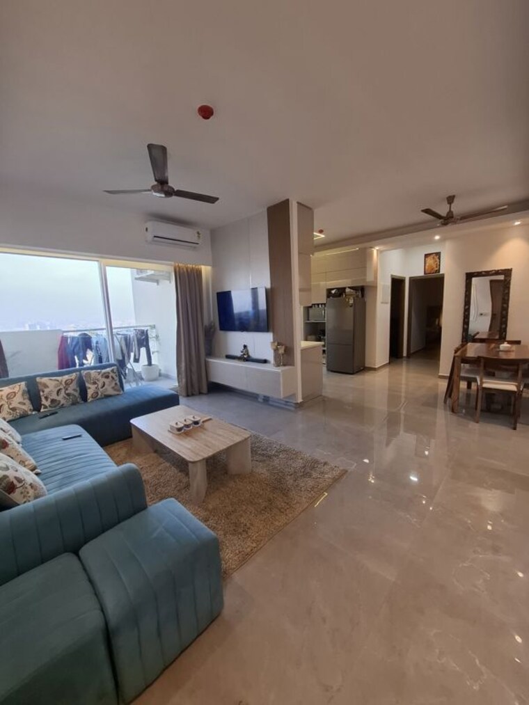 Living Room, tulip-yellow 3 Bedroom 1704 Sq.Ft. Apartment In Sector 69 Gurgaon 9809623