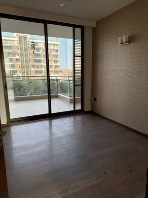 Room in 3.5 BHK Apartment at M3M Golf Estate, Sector 65 – for Rent