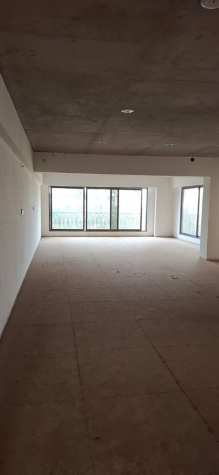 Room, narayan-krupal-pathshala Commercial Office Space 6000 Sq.Ft. In Ambawadi Ahmedabad 9809637