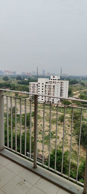 Master Plan in 2 BHK Apartment at Ireo The Corridors, Sector 67a – for Rent