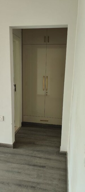 Room in 2 BHK Apartment at Ireo The Corridors, Sector 67a – for Rent