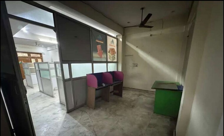 Floor Plan, hazratganj Commercial Office Space 2152 Sq.Ft. In Hazratganj Lucknow 9809722