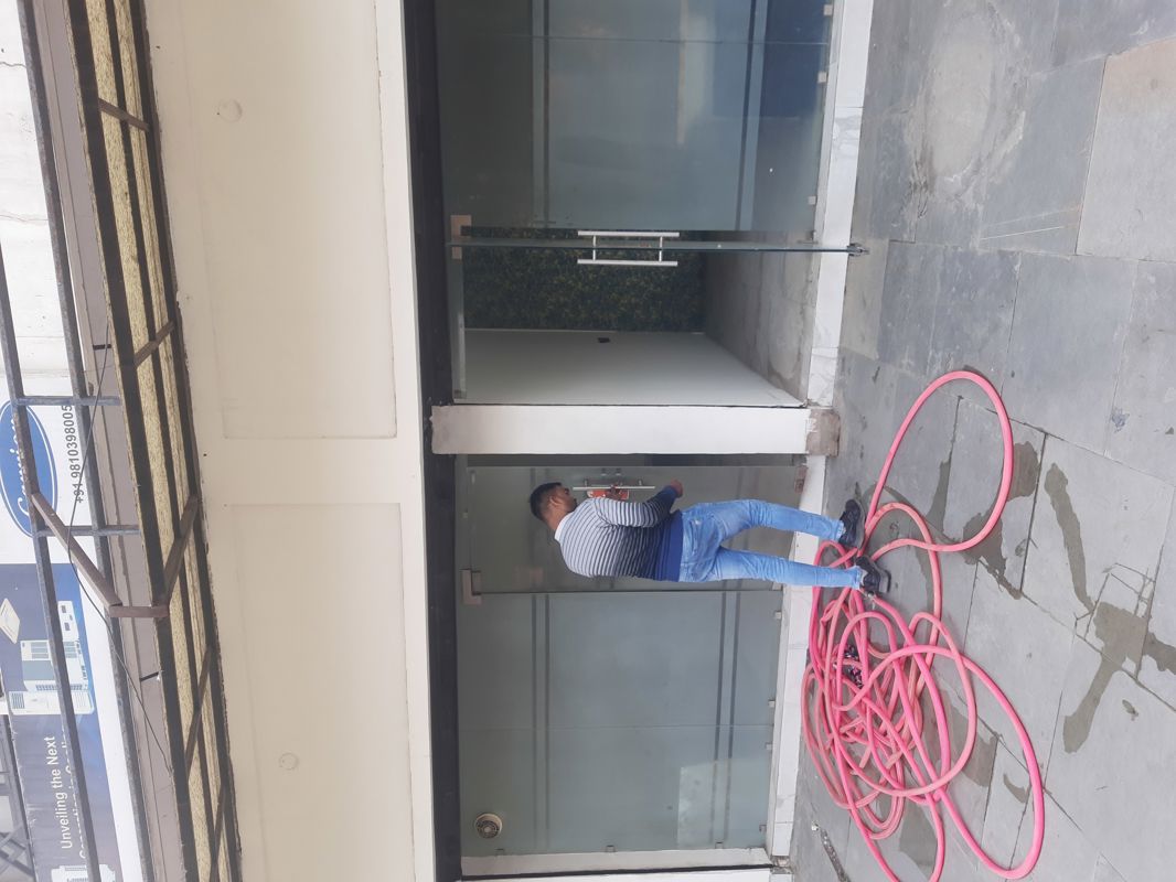 Retail Shop For Sale in DLF Centre Point