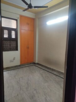 2 BHK Builder Floor For Rent in Niti Khand III