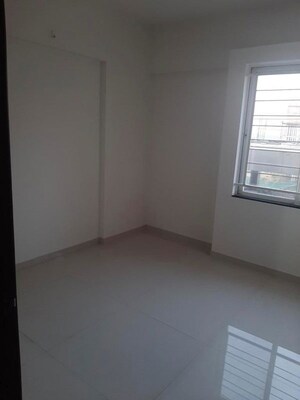 Room in 2 BHK Apartment at VTP Urban Nest, Undri – for Rent