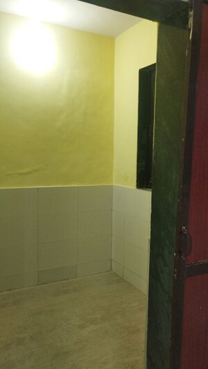 Bathroom in 1 RK Apartment at Dombivli East – for Rent