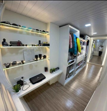 Team Area in 2 BHK Apartment at Brahmaputra, Mira Road – for Rent