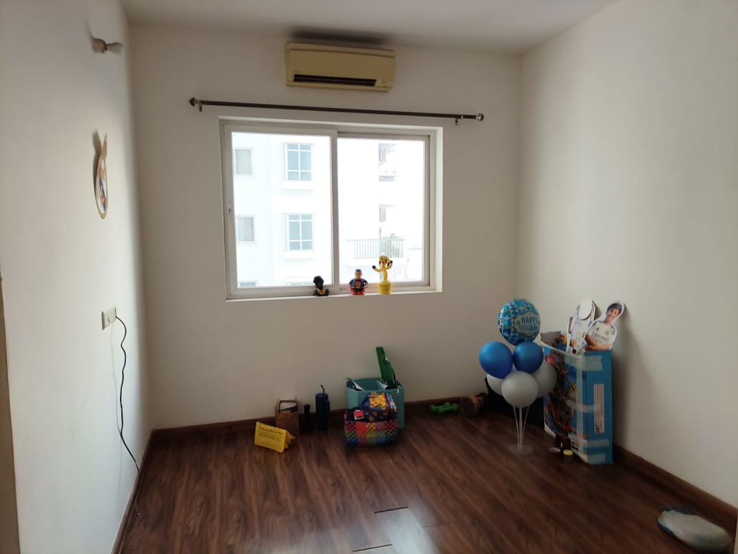 3 BHK + Servant Room,Study Room 1360 Sq.Ft. Apartment in Emaar The Palm Drive-Palm Studios