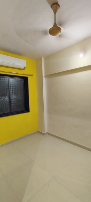 Room in 1 BHK Apartment at Runwal Estate, Dhokali – for Rent