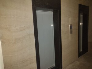 Lift in 2 BHK Apartment at Rambaug Colony – for Sale