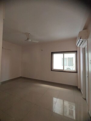 Room in 3 BHK Apartment at Muppas Green Grandeur, Gopanpally – for Rent