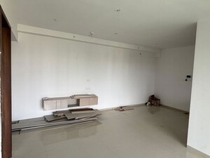 Room in 2 BHK Apartment at Whispering Winds Phase 1, Baner – for Rent