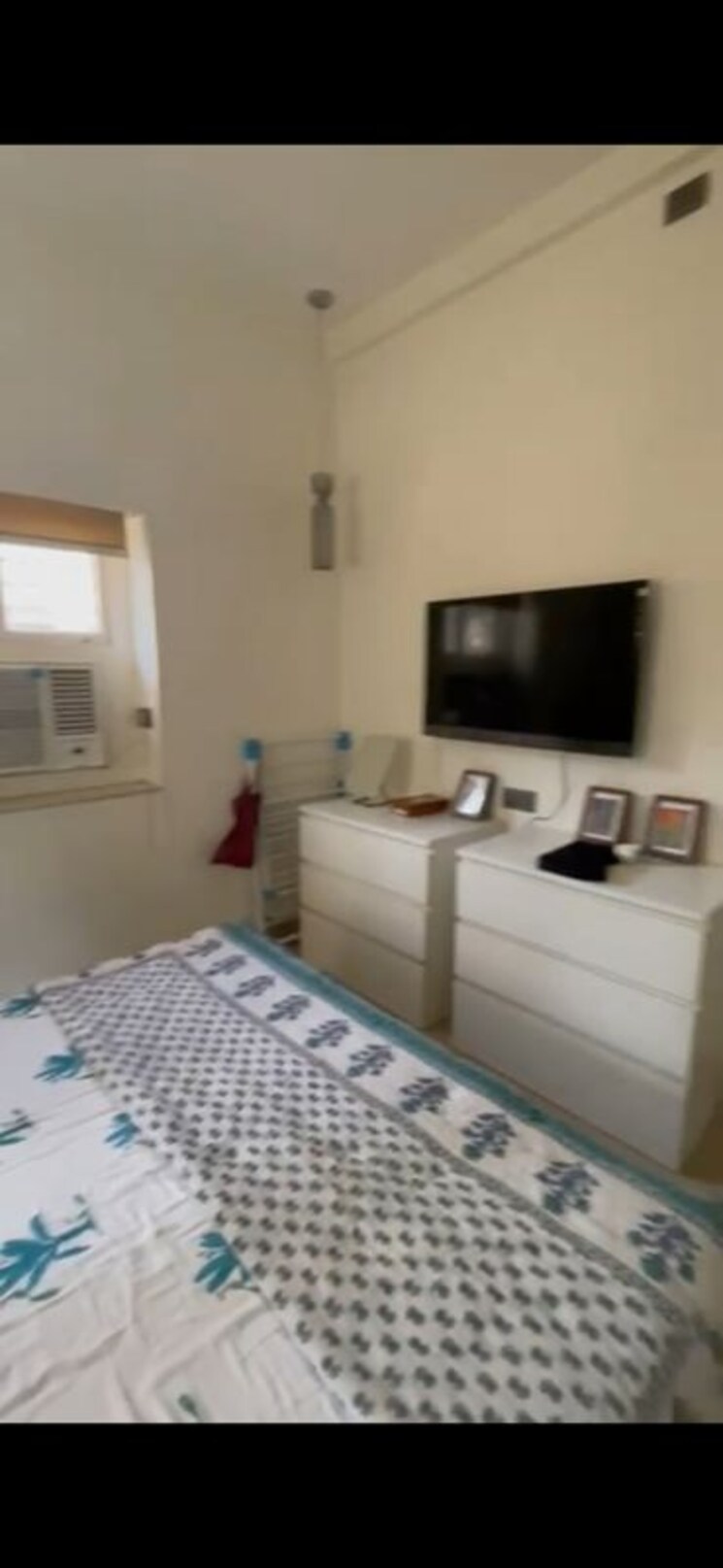 Bedroom, khar west 1 Bedroom 500 Sq.Ft. Apartment In Khar West Mumbai 9810023