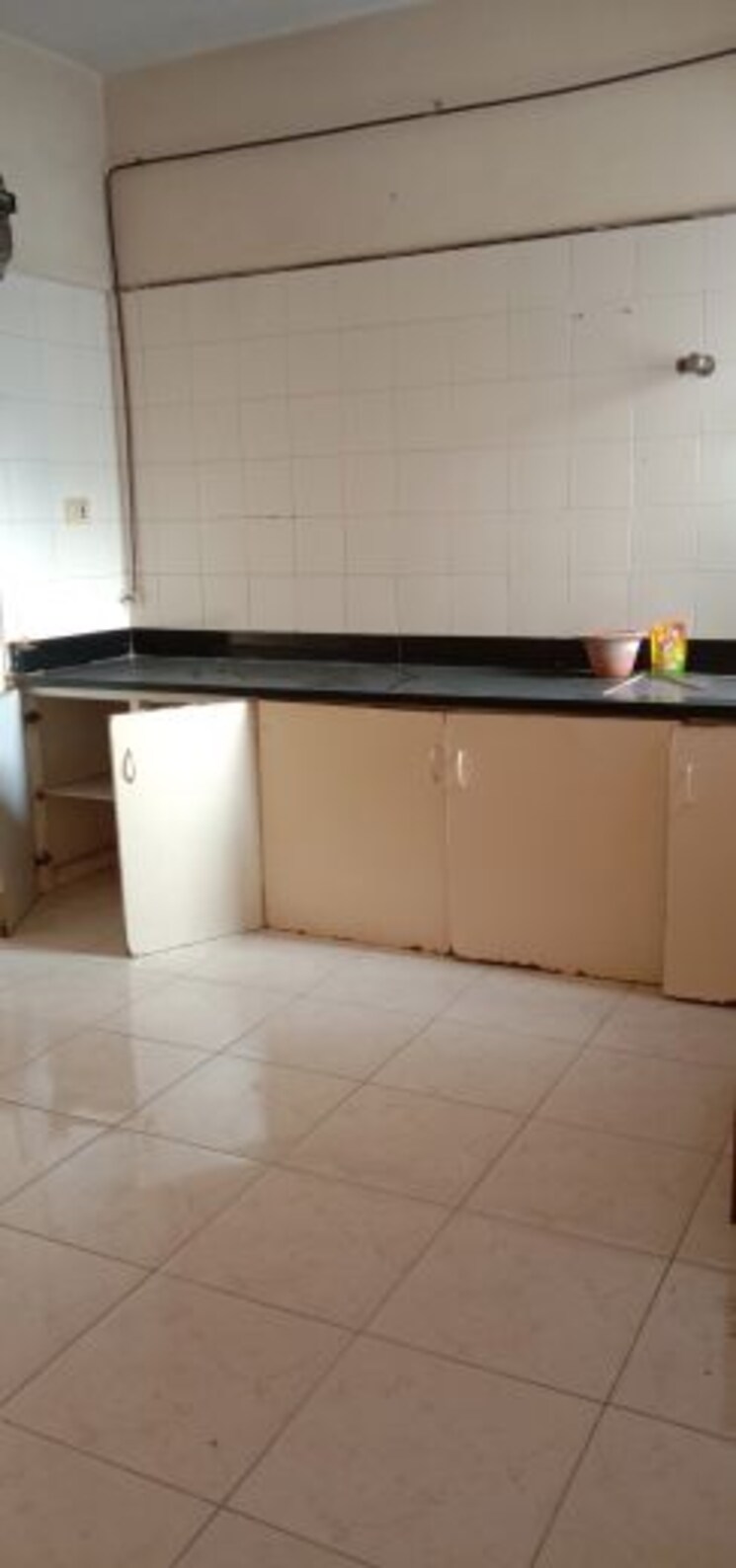 Kitchen, senapati bapat road 1 Bedroom 650 Sq.Ft. Apartment In Senapati Bapat Road Pune 9810040