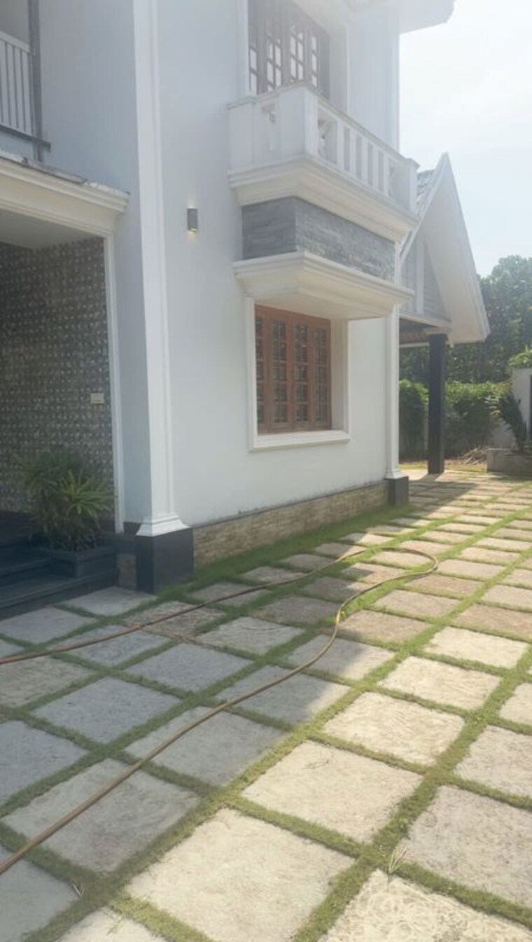 Exterior View, kuttanellur 4 Bedroom 3601 Sq.Ft. Independent House In Kuttanellur Thrissur 9810028