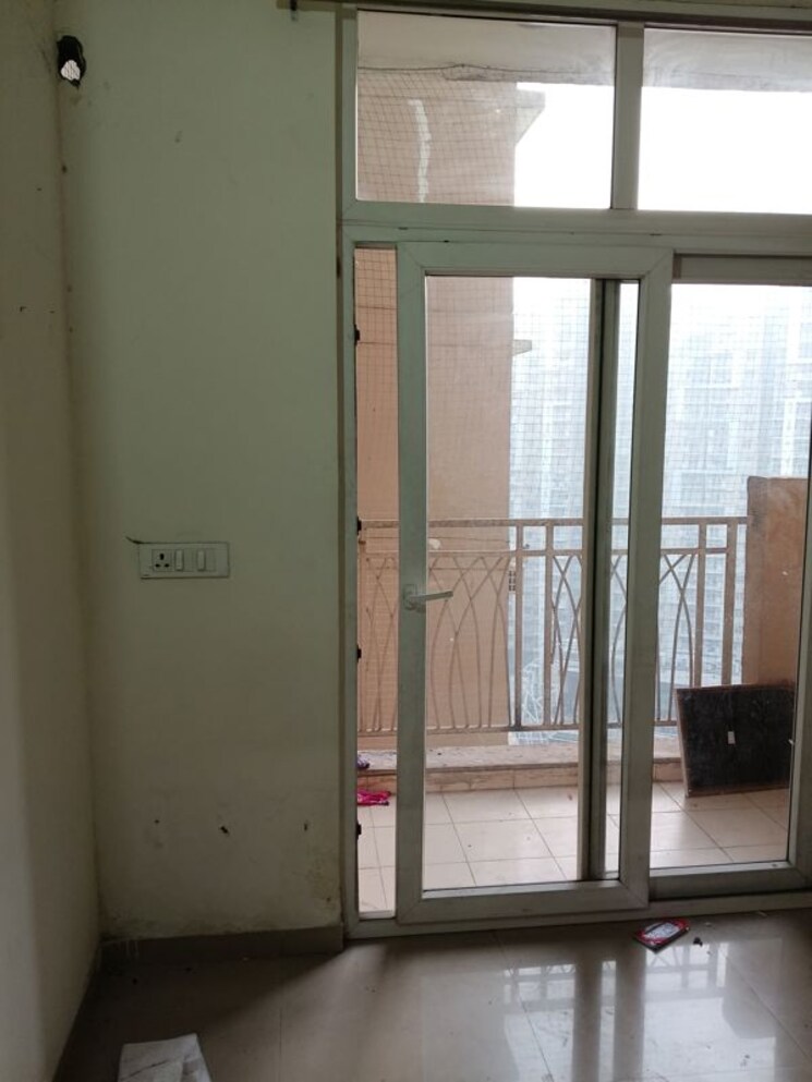 Room, mahagun-mywoods 3 Bedroom 1545 Sq.Ft. Apartment In Sector 16c Greater Noida Greater Noida 9810052