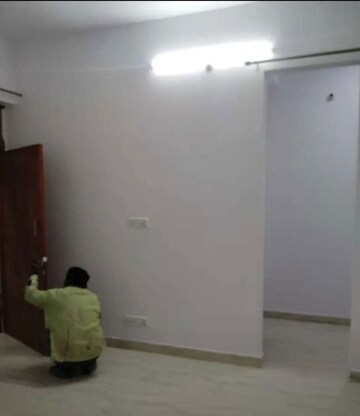 Room in 3 BHK Apartment at Butler Colony – for Rent