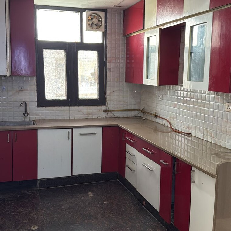 Kitchen, charms-solitaire-ghaziabad 2 Bedroom 1250 Sq.Ft. Apartment In Ahinsa Khand 2 Ghaziabad 9810075