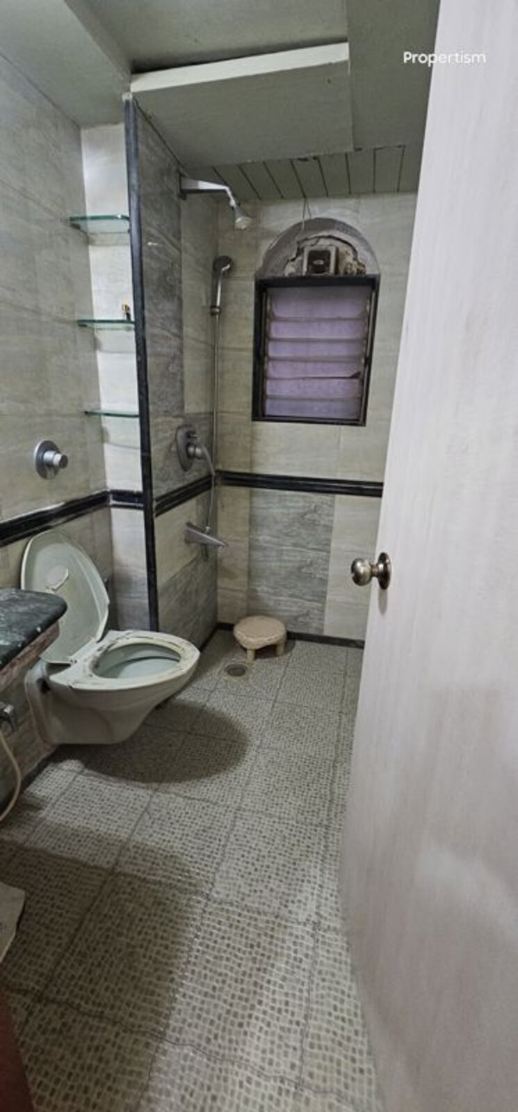 Bathroom, hiranandani-gardens-tulip 2 Bedroom 1080 Sq.Ft. Apartment In Powai Mumbai 9810094